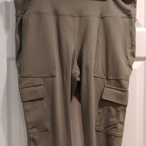 Old Navy Elevate Go Dry Leggings